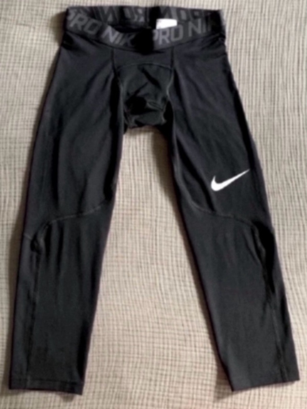 Nike Pro Black Dri-Fit Capri Sports Leggings
